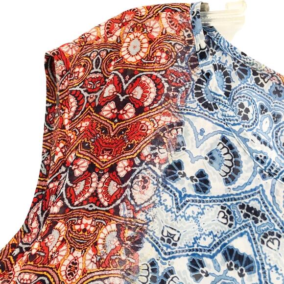 Two By Vince Camuto Sleeveless Semi-Sheer Print Top Blue Red S NWT - Picture 3 of 10